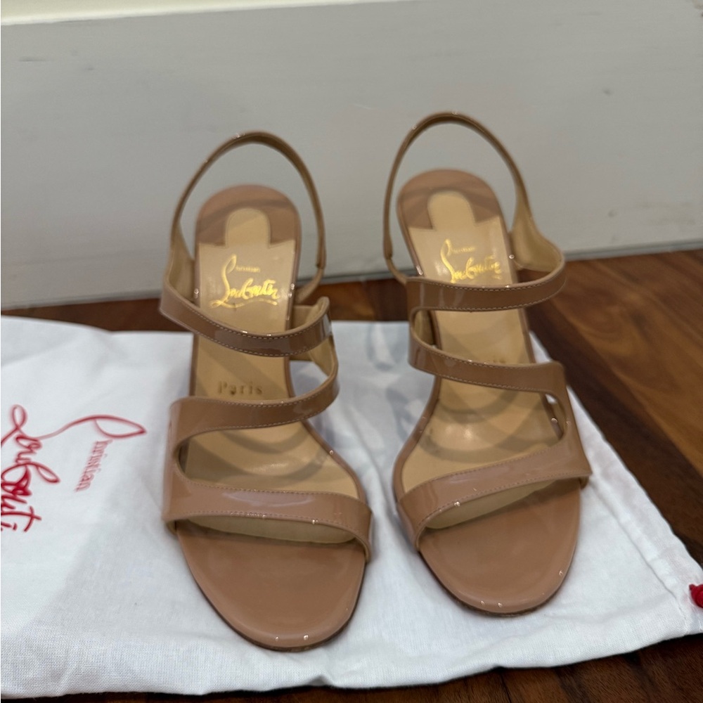 Christian Louboutin Vavazou Nude patent size 37